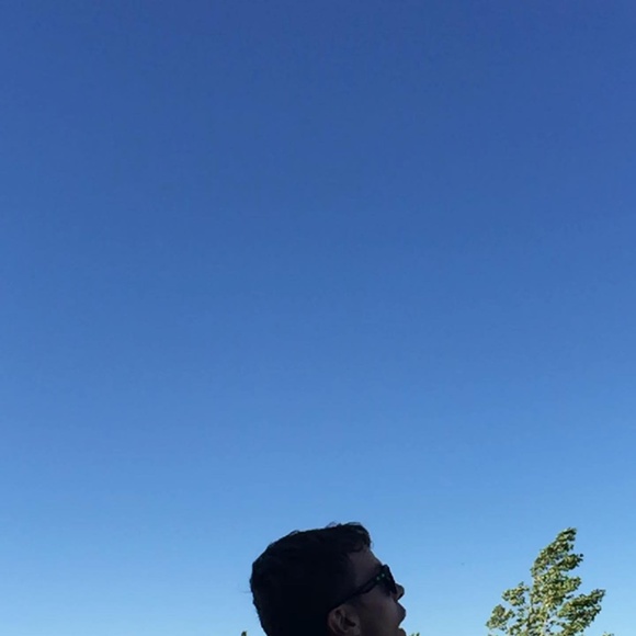 Meet your Posher, Rob - Picture 1 of 1